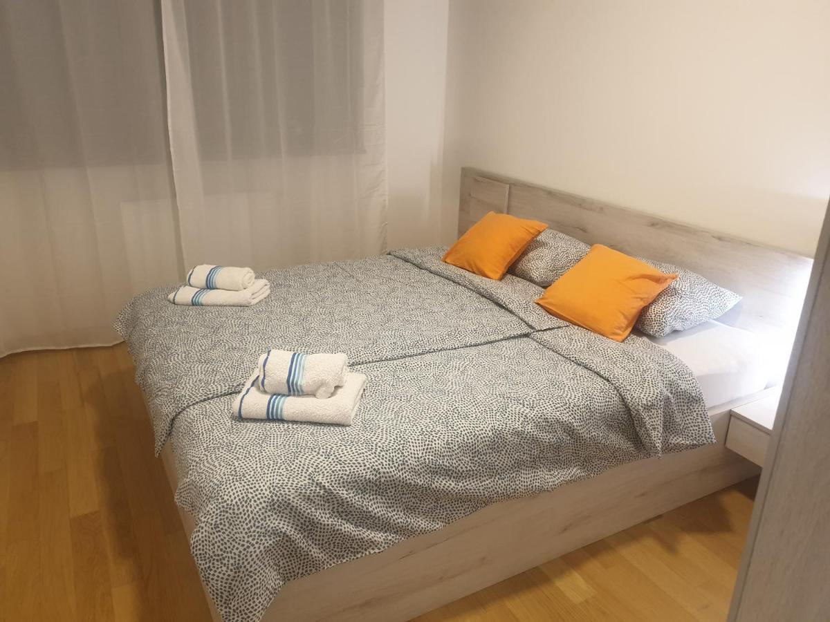 Apartment Iris Novi Sad Dış mekan fotoğraf