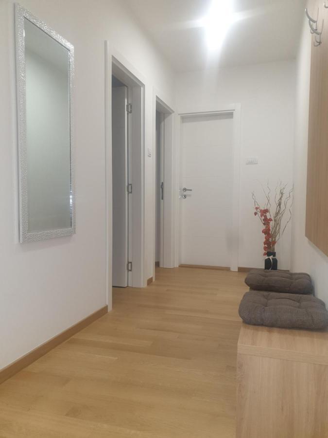 Apartment Iris Novi Sad Dış mekan fotoğraf