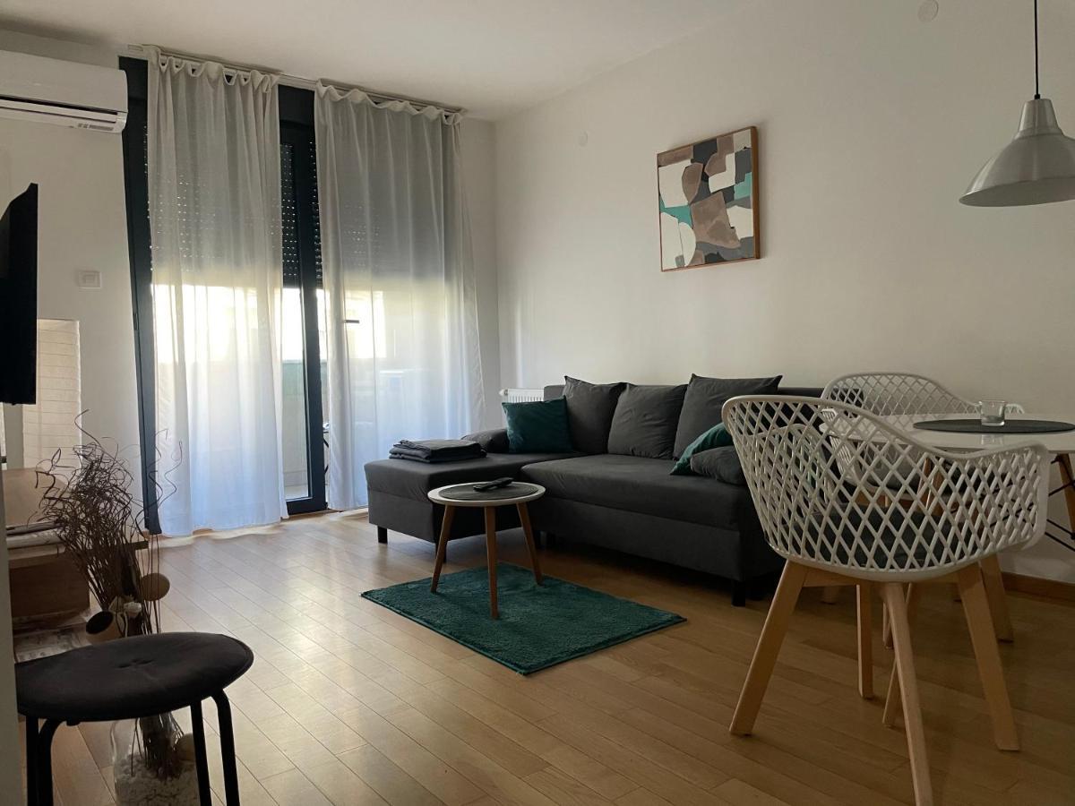 Apartment Iris Novi Sad Dış mekan fotoğraf